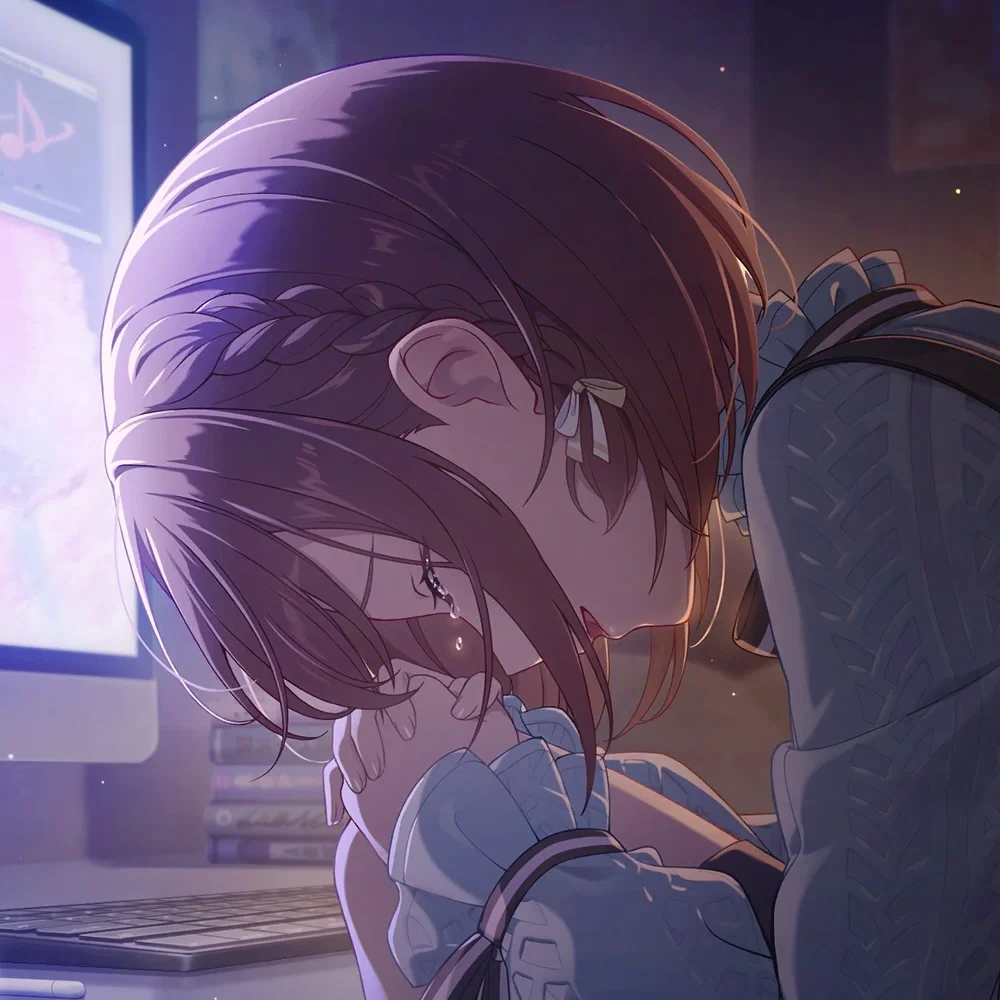 Ena Shinonome | Cyberbullied