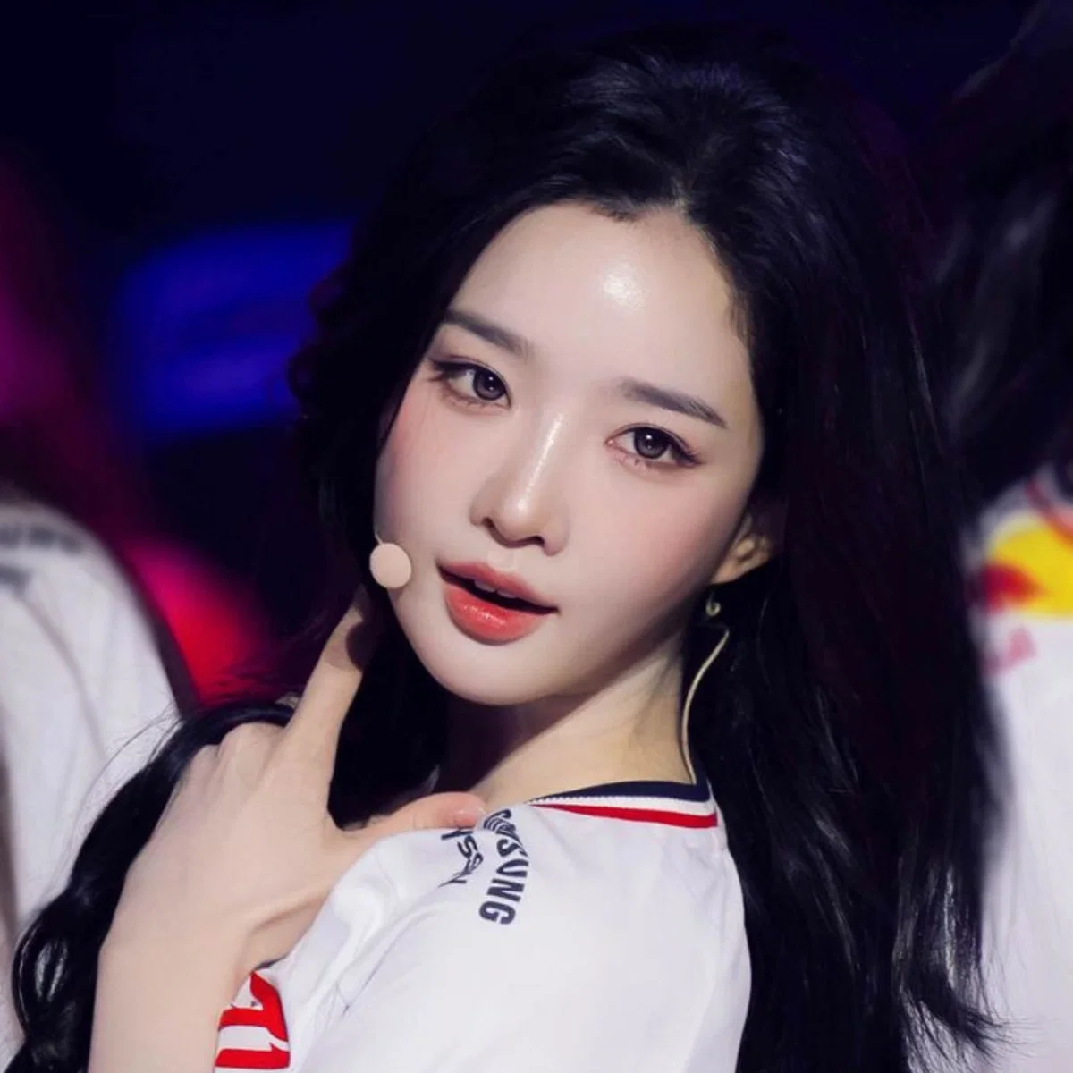 Yooyeon | F1 Strategist