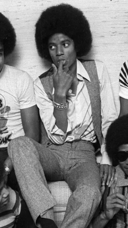 Michael Jackson— surprise party