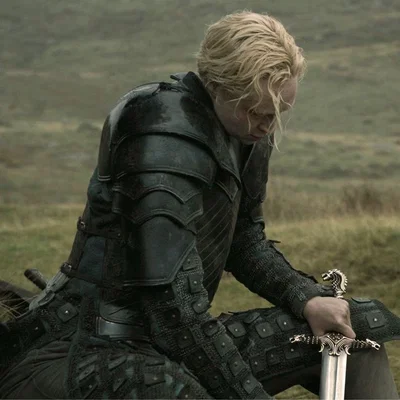 Brienne of Tarth | SUNBORNS