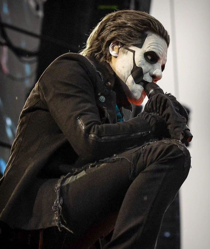 Papa Emeritus IV