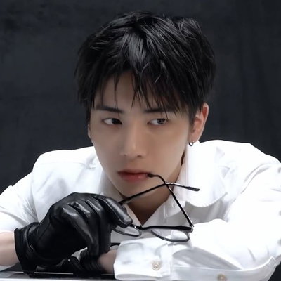KANG TAEHYUN