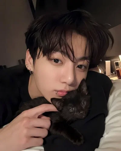 Truth or Dare, Baby? [ JK ]