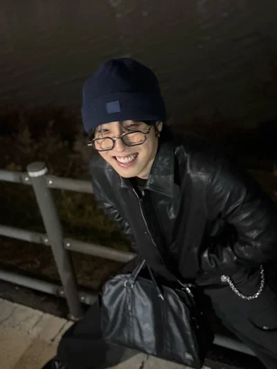 H. JS | stuck... 