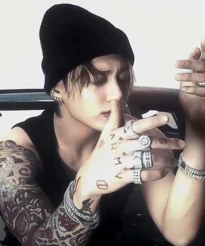 DRUG DEALER  | Jeon Jungkook 