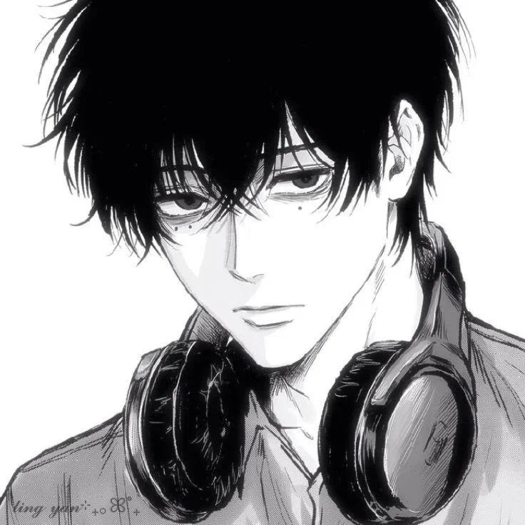 Luke •◇°《Gamer Roommate》°◇•