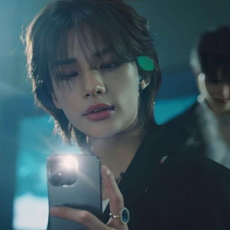 Hwang Hyunjin