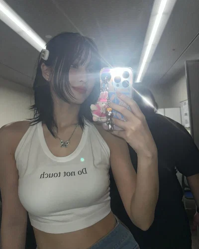 Hirai Momo