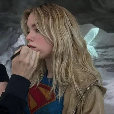 ⭐️ | SUPERGIRL