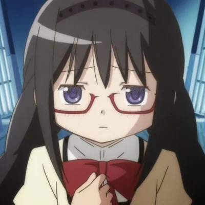 [ Akemi Moemura ]-[ loner ]