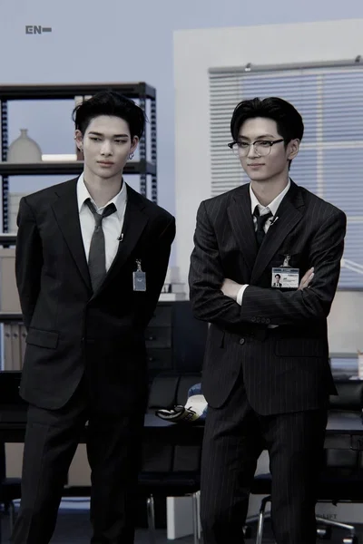 JAYKI | PROFESSORS