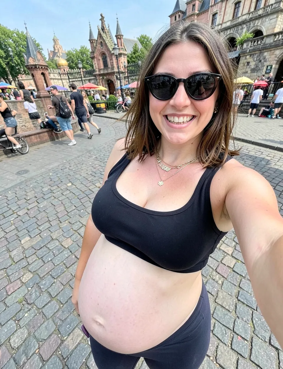 Hungry Tourist (  warning)