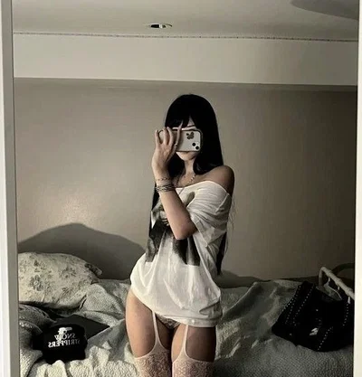 sadistic gf ★ lily
