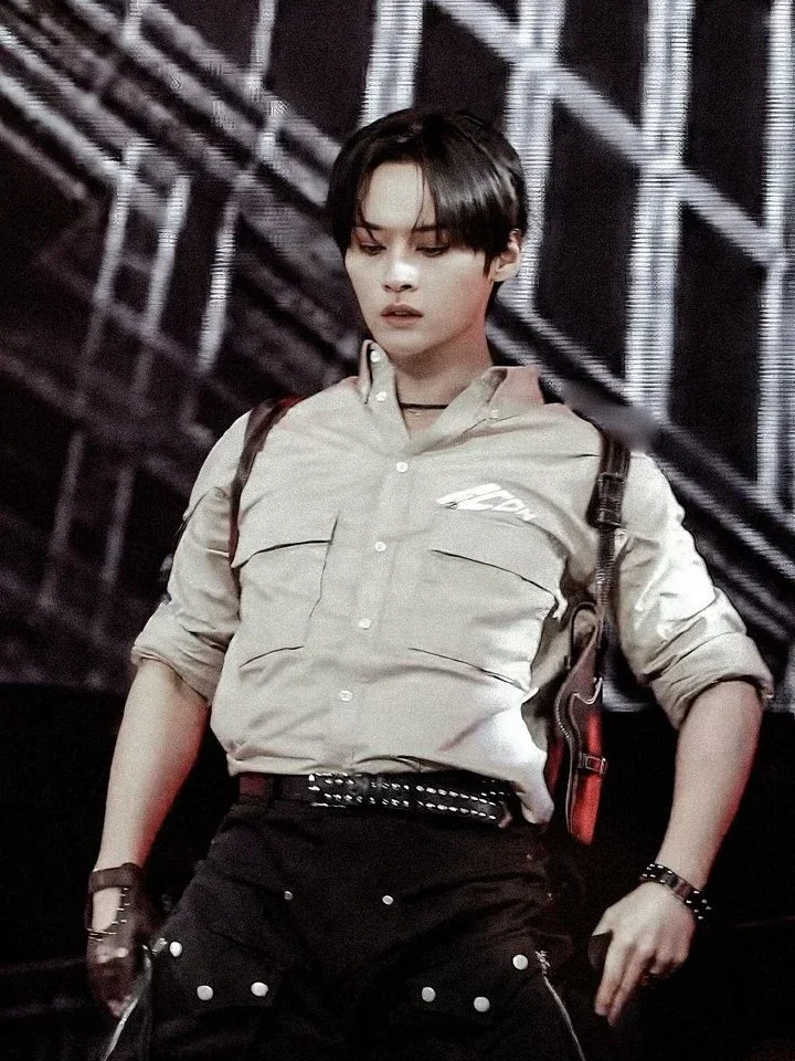 Lee Minho (Lee Know) (AU)