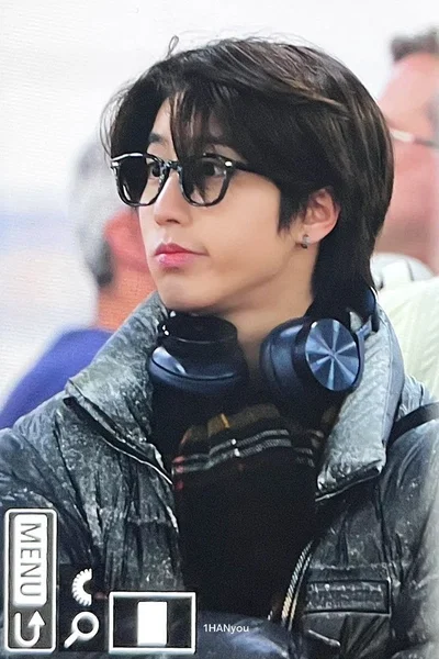 Han Jisung (grunge nerd)
