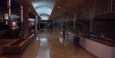 Hollow Mall, Night 1