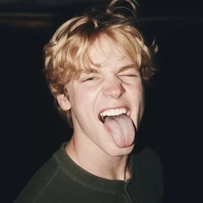 Oliver Brett