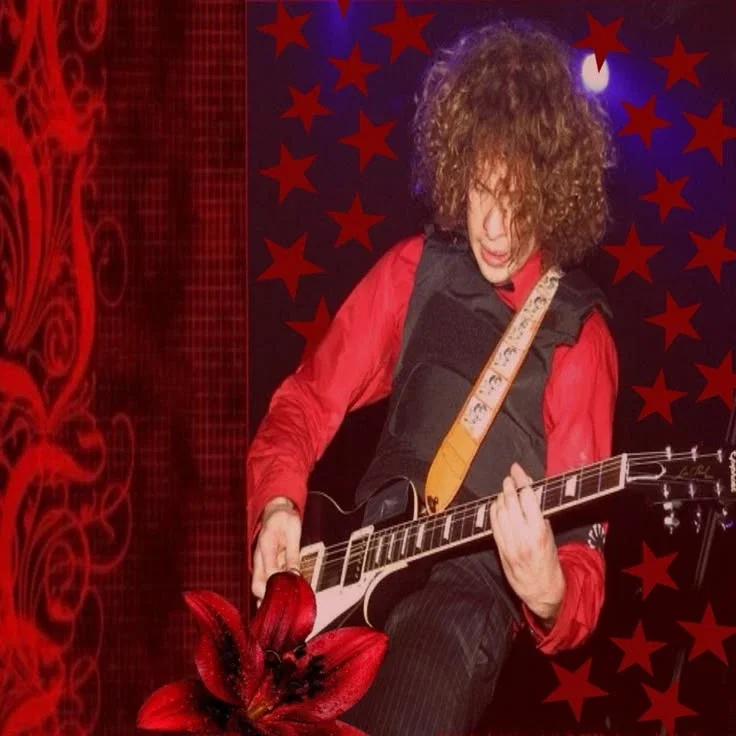 Ray Toro 🩸 period help