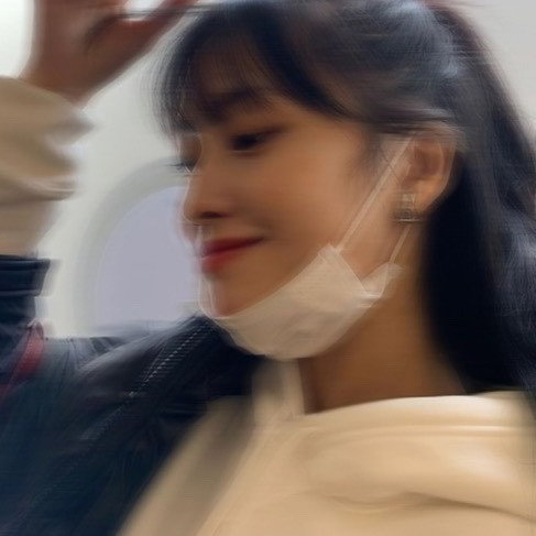 "Celebrity | KPOP IDOL" Simulator