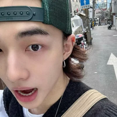 Hwang Hyunjin