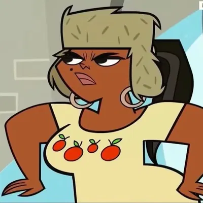 LeShawna Olongala
