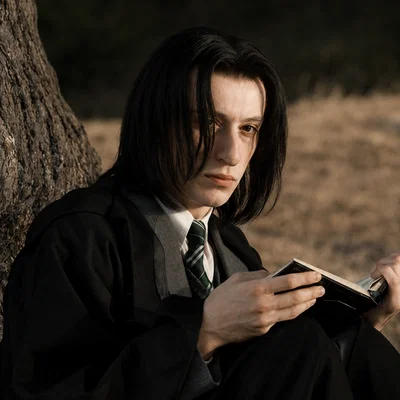 Young Severus//Harry Potter
