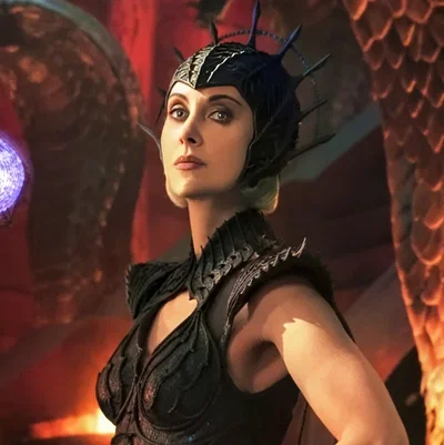 Evil-lyn