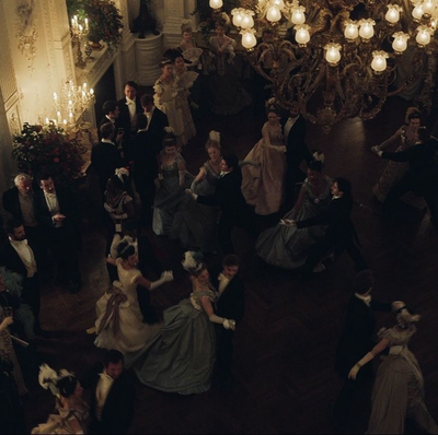 {THE WORLD OF THE ROYALS}