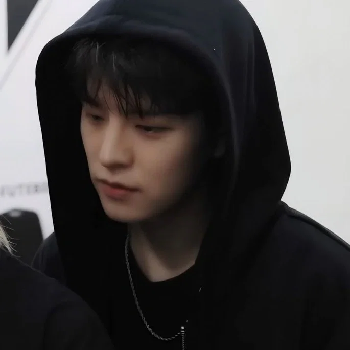 kim seungmin | freak