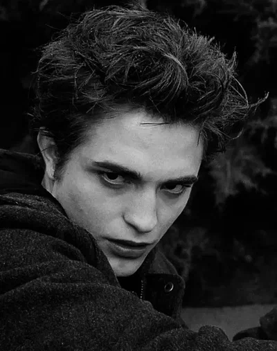 EDWARD CULLEN