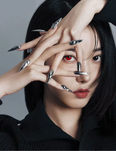 Hwang Eunbi (SinB) | Scarlet