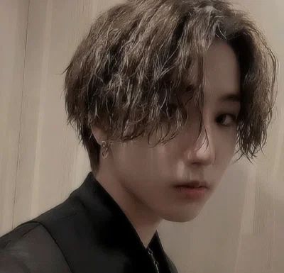Han Jisung || Famous Piercer 