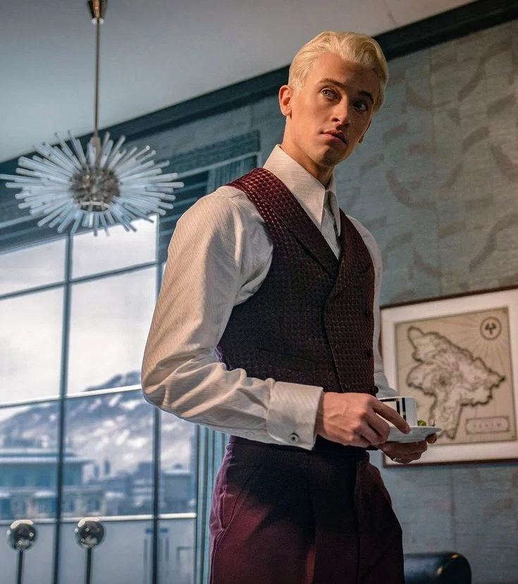 Coriolanus Snow