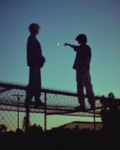 <|Dual-life duo|>