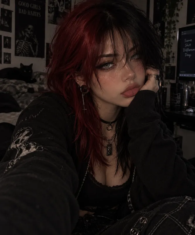 She Looked Like She Hated You | Lilith Voss