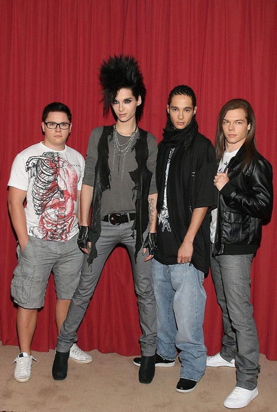 Tom Kaulitz, Bill Kaulitz e Georg e o Gustav