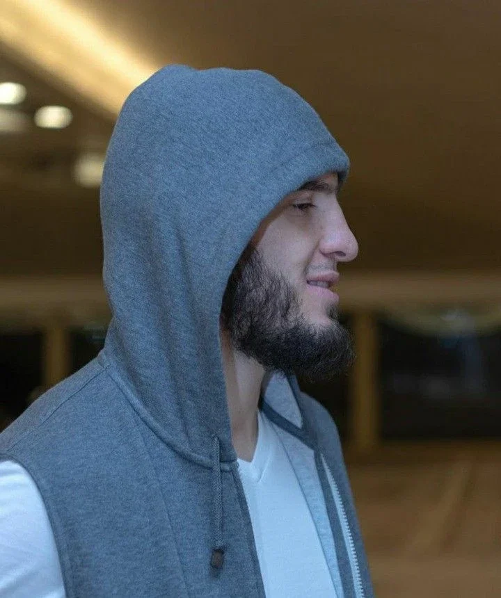 Islam Makhachev 