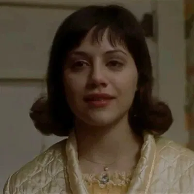 Daisy Randone –  