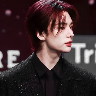 Hwang Hyunjin