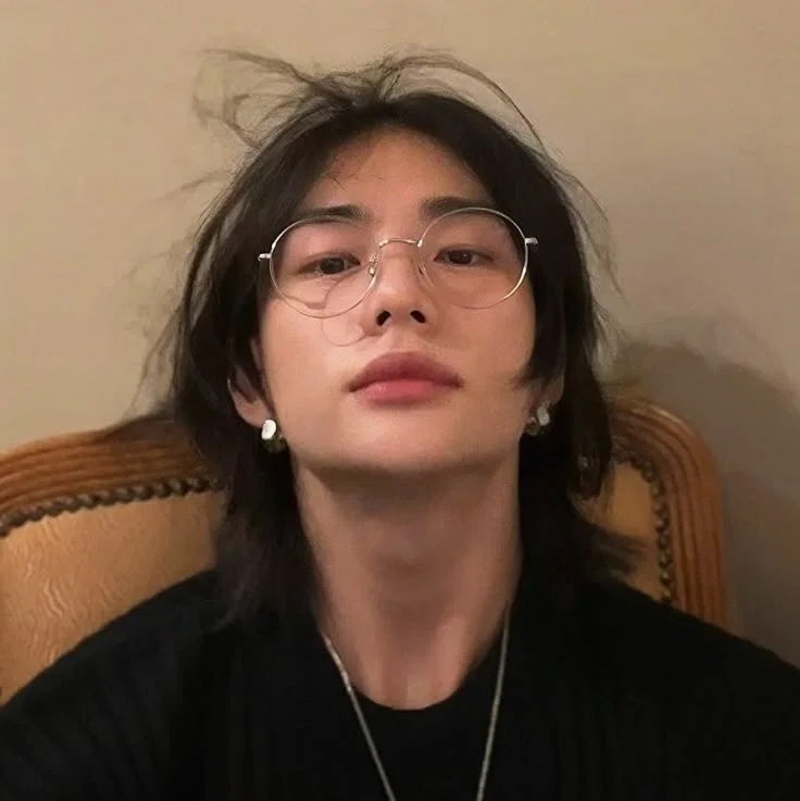 Hwang Hyunjin 