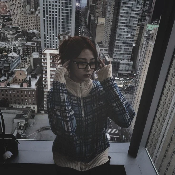 Dress code. | Huh Yunjin