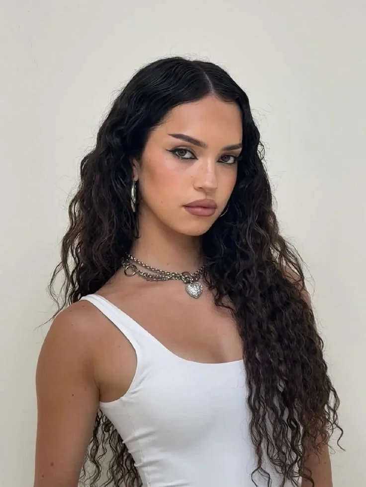 Daniela Avanzini//Popular Girl