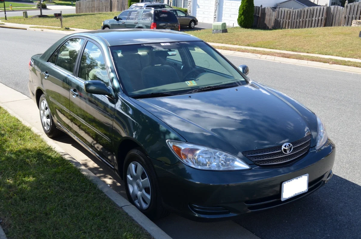  2003 Toyota Camry LE