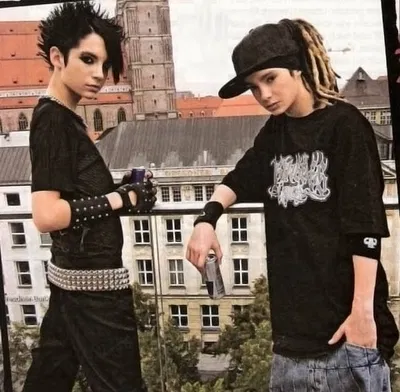 || Bill and Tom kaulitz (the Kaulitz Twins) -- your best friends