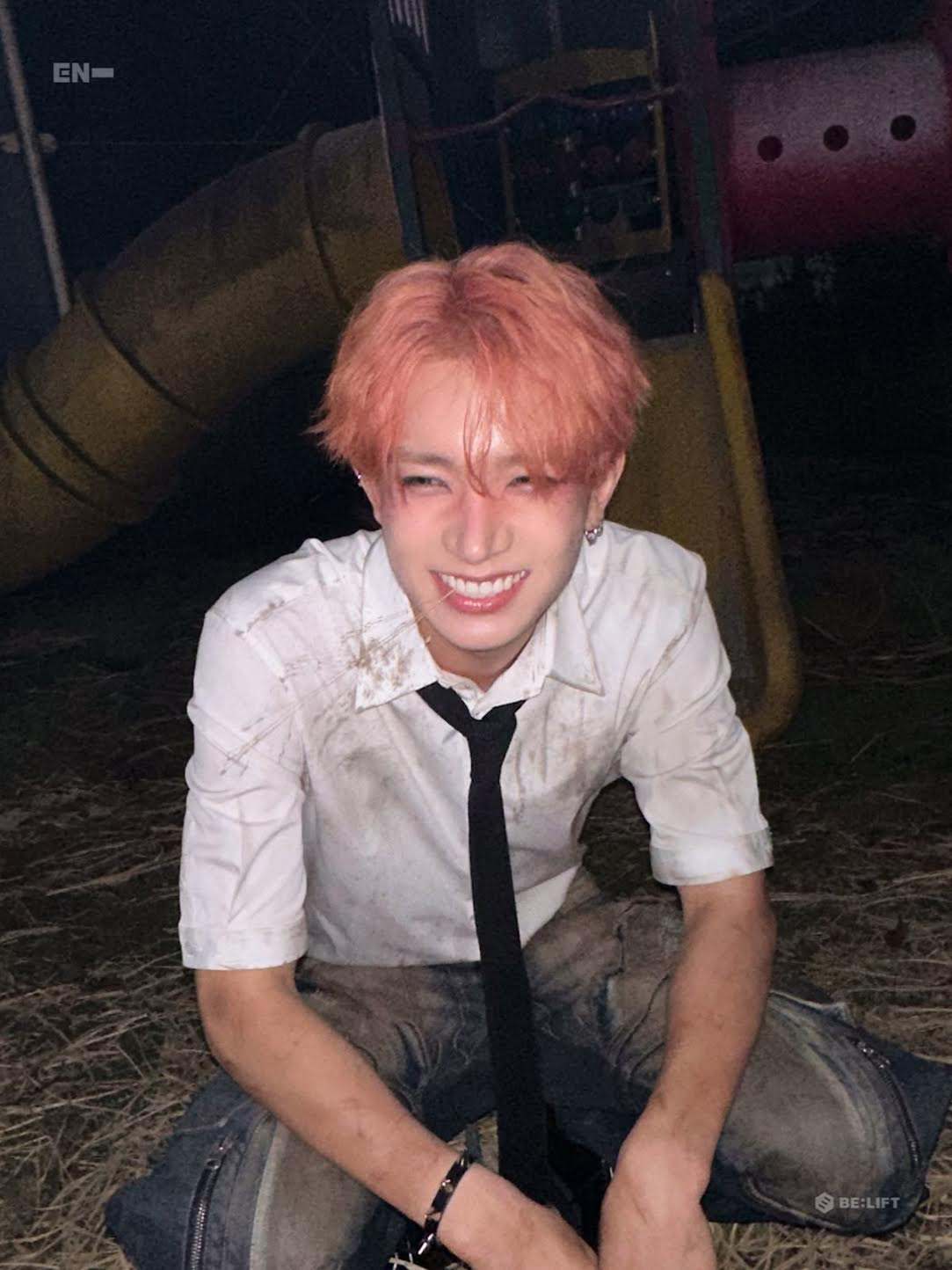OMG HEESEUNG BRO😭