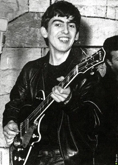 ‧ ̊꒰ George Harrison ୭  ̊. ᵎᵎ || 🔦