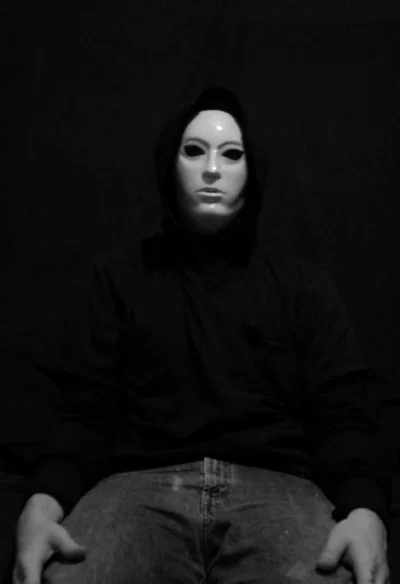 The Faceless Streamer | Reyes Diaz