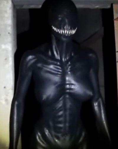 Nyxara | the 7 foot tall monster in a abandoned building.