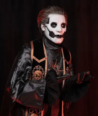 Copia - Papa Emeritus IV