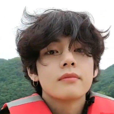 Kim Taehyung- His childish wife 